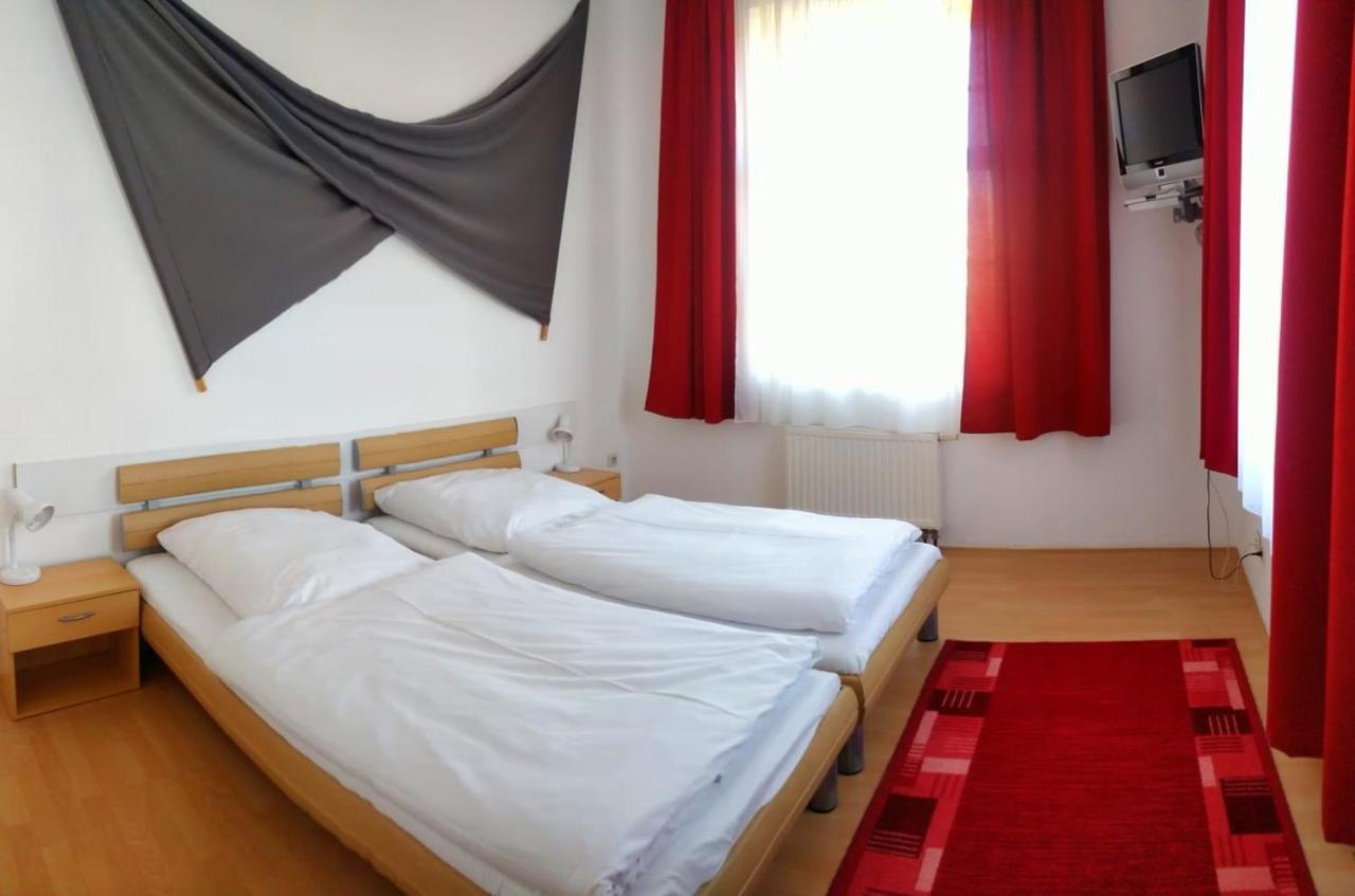Picobello Pension Görlitz Εξωτερικό φωτογραφία